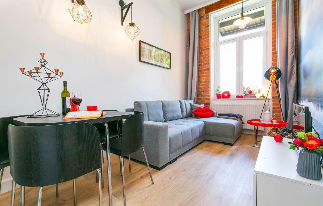 Berg Apartament Red Obok Starego Miasta Gdansk Exterior photo
